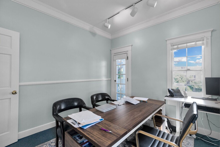 More Photos Of 88101 Old Hwy, Islamorada Office For Sale