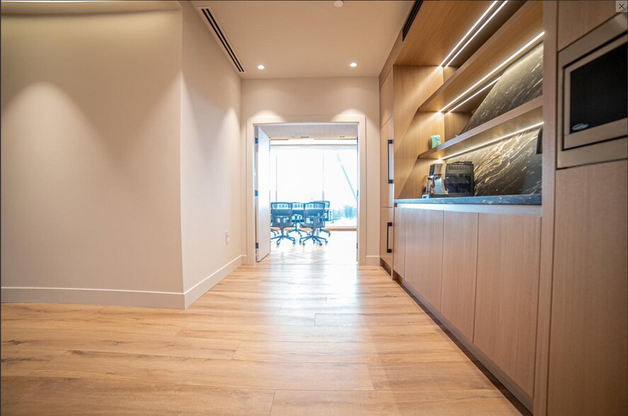 More Photos Of 6388 No. 3 Rd, Richmond Office For Sale