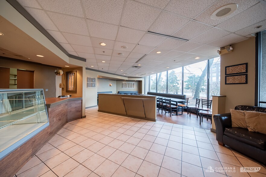 More Photos Of 23240 Chagrin Blvd, Beachwood Office For Lease