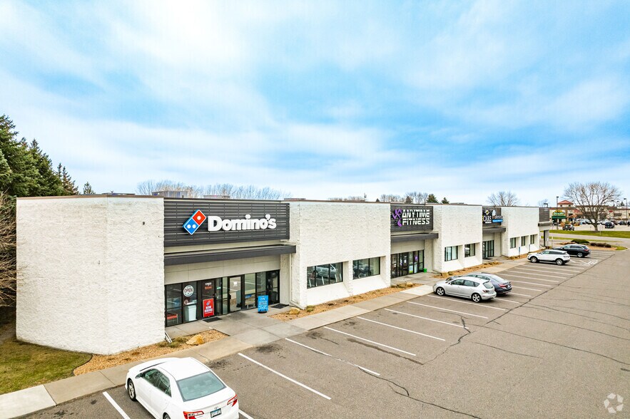 More Photos Of 17741-17823 Kenwood Trl, Lakeville General Retail For Lease