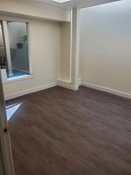 More Photos Of 300 Main St, Grand Junction Office Residential For Sale