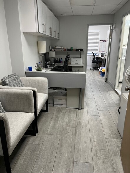 More Photos Of 345 W 58th St, New York Apartments For Sale