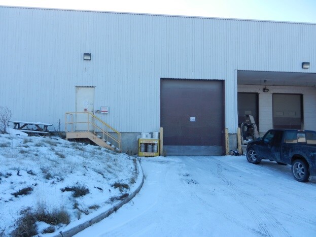 More Photos Of 6 Baker Rd, Brampton Warehouse For Lease
