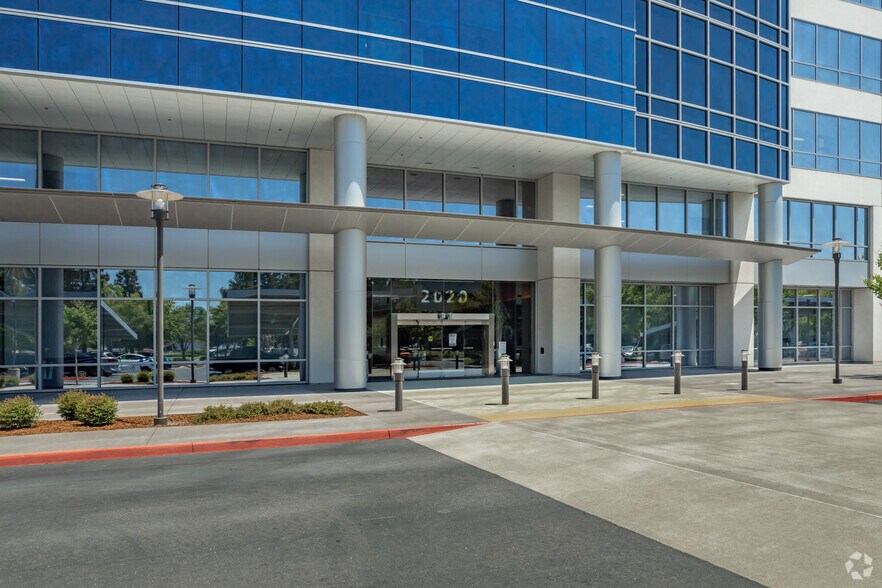 More Photos Of 2020 W El Camino Ave, Sacramento Office For Lease