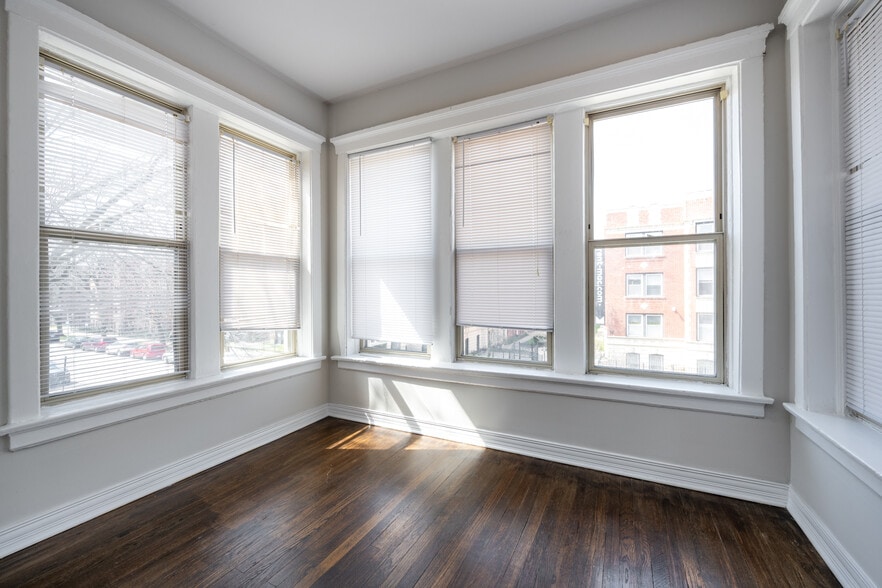 More Photos Of 5235-5245 S Drexel Ave, Chicago Apartments For Sale