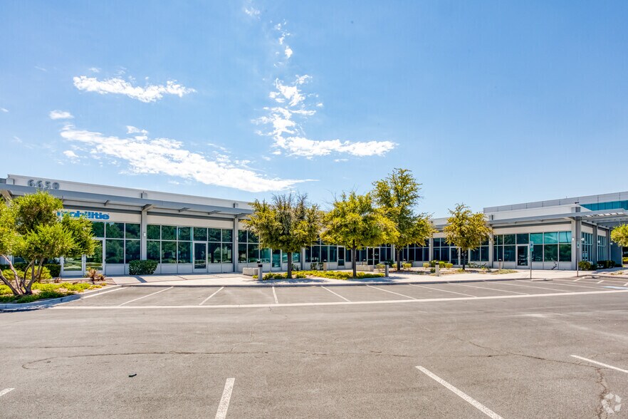 More Photos Of 6650 Via Austi Pky, Las Vegas Office For Lease