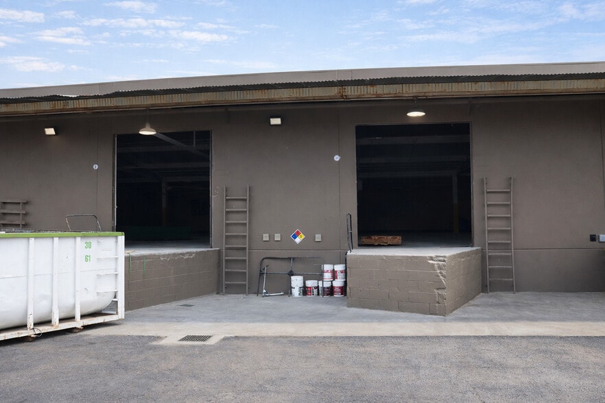 More Photos Of 6425 San Leandro St, Oakland Industrial For Sale