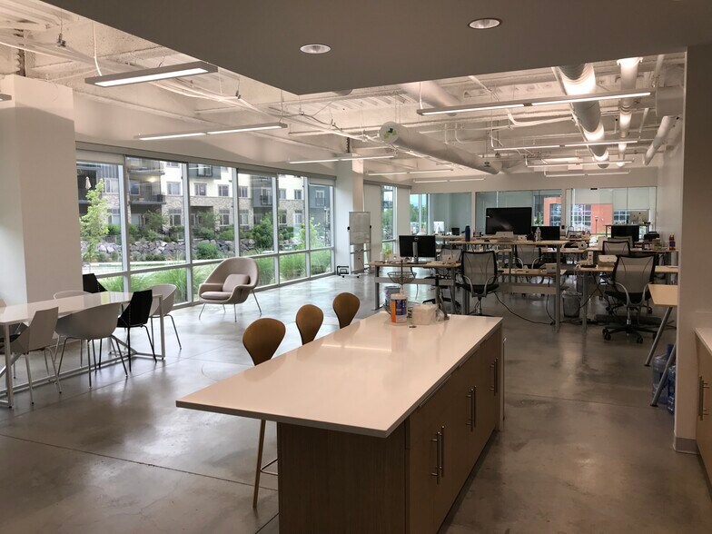 More Photos Of 111 E Sego Lily Dr, Sandy Office For Lease