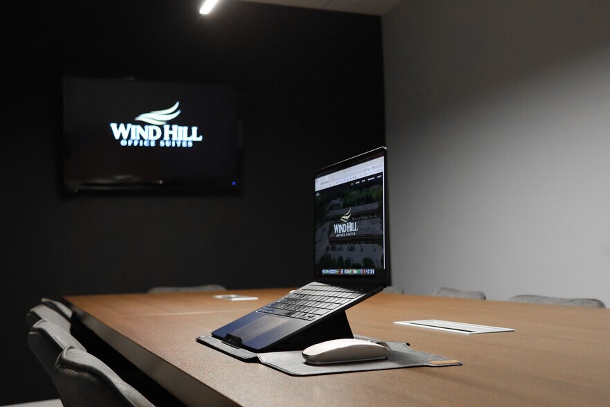 More Photos Of 2325 Dean St, St Charles Office For Lease