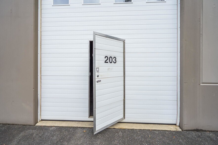 More Photos Of 30600-30610 Progressive Way, Abbotsford Warehouse For Sale