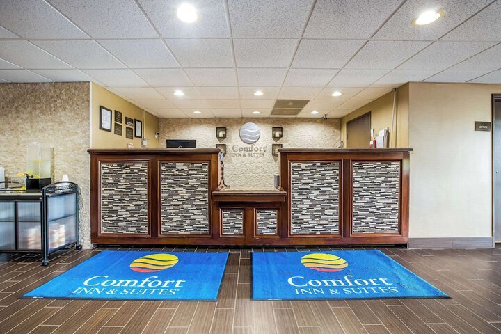 More Photos Of 730 E Xenia Dr, Fairborn Hotel For Sale