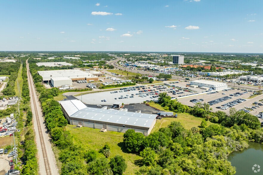 More Photos Of 101 Wayne Pl, Tampa Warehouse For Lease