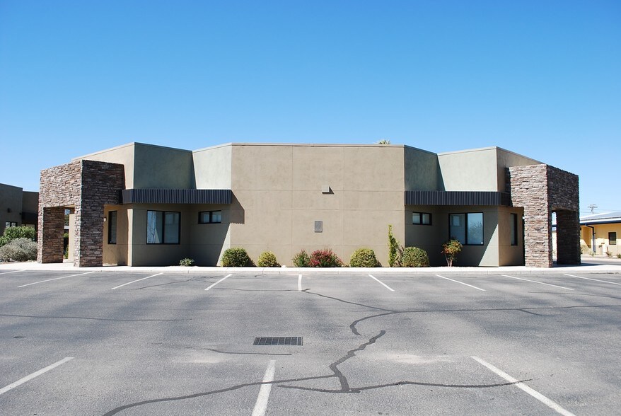 More Photos Of 198 S Coronado Dr, Sierra Vista Medical For Sale