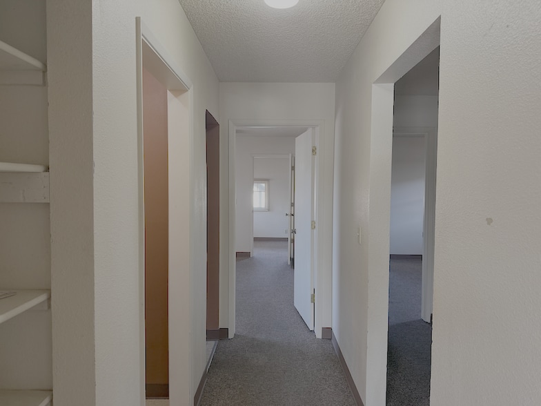 More Photos Of 235 W Pueblo St, Reno Research And Development For Sale
