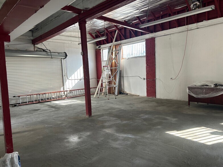 More Photos Of 4625 Exposition Blvd, Los Angeles Storefront For Lease