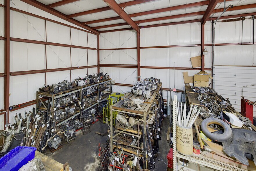 More Photos Of 428 Railroad St, Thomaston Industrial For Sale