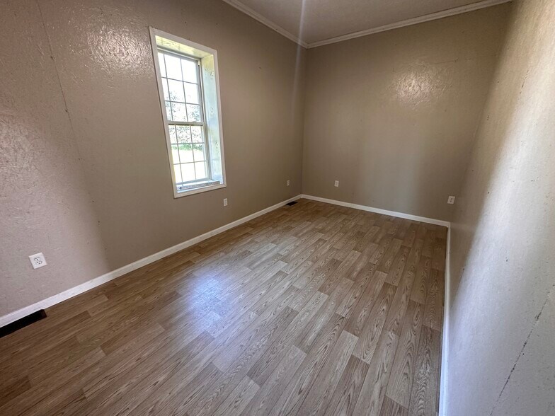 More Photos Of 7488 E Lee Hwy, Lenoir City Medical For Lease