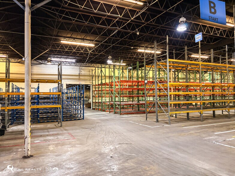 More Photos Of 5530 E Ponce De Leon Ave, Stone Mountain Distribution For Lease