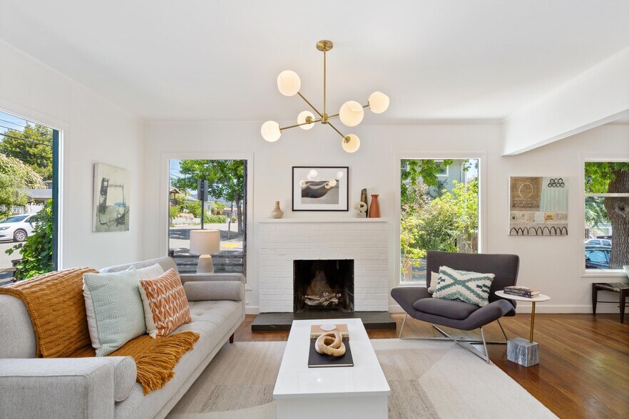 More Photos Of 1539 E 38th St, Oakland Apartments For Sale