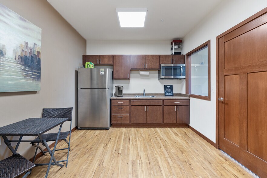 More Photos Of 122 Wisconsin St, West Bend Office For Lease