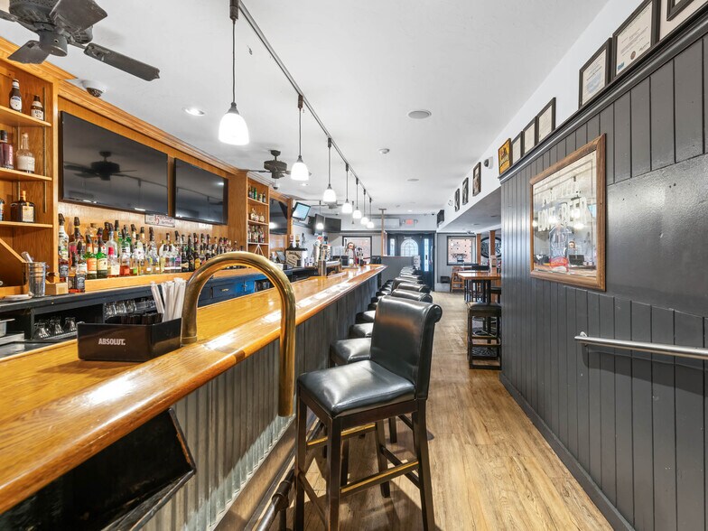 More Photos Of 176 Columbus Ave, Pawtucket General Retail For Sale