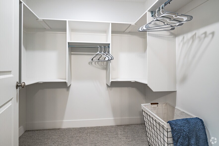 More Photos Of 1241 N Lexington Greens Dr, Tooele Apartments For Sale