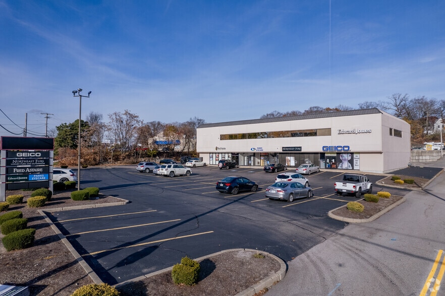 More Photos Of 120 Lambert Lind Hwy, Warwick Storefront Retail Office For Lease