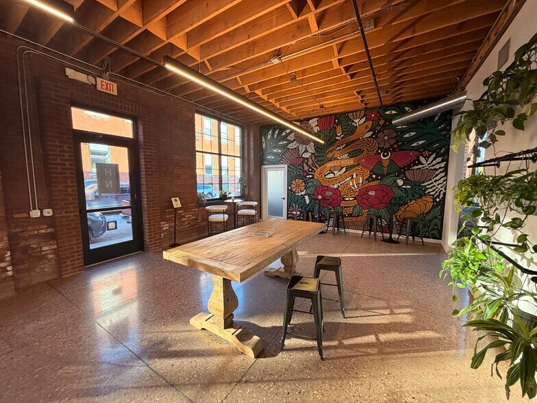 More Photos Of 209 W 19th Ter, Kansas City Loft Creative Space For Lease