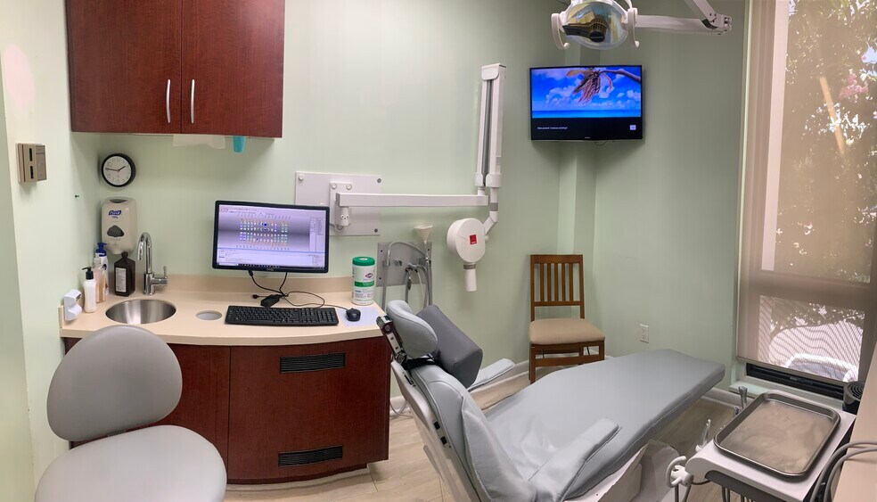 More Photos Of 11125 Rockville Pike, Rockville Medical For Lease