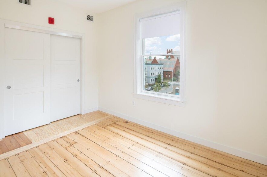 More Photos Of 24 Magazine St, Cambridge Apartments For Sale