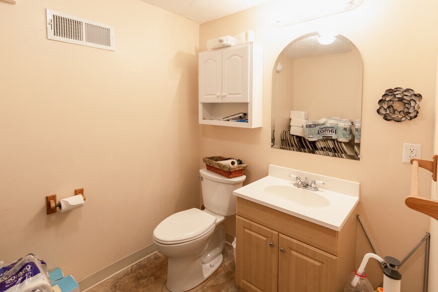 More Photos Of 176-178 Court St, Plymouth Apartments For Sale