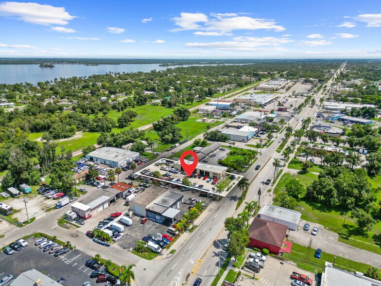 More Photos Of 3875 Palm Beach Blvd, Fort Myers Auto Repair For Sale