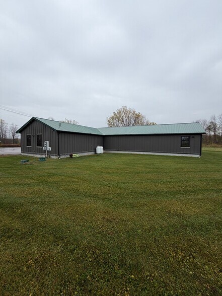 More Photos Of 7 Ferry Rd, South Hero Storefront For Sale