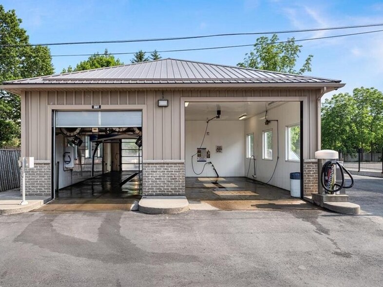 More Photos Of 158 Hwy 20 W, Fonthill Auto Repair For Sale