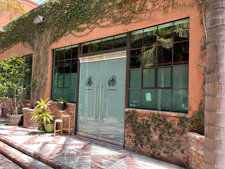 More Photos Of 2301 E 7th St, Los Angeles Loft Creative Space For Lease
