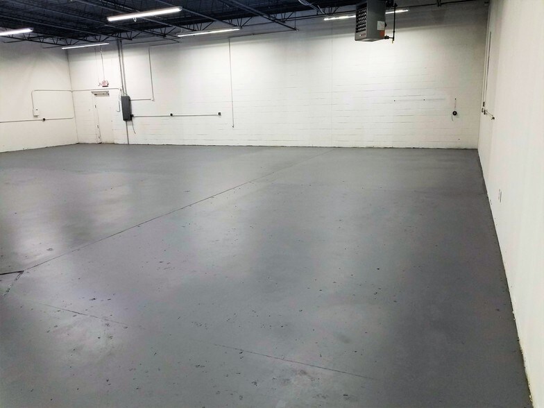 More Photos Of 420 Kelley Dr, West Berlin Light Manufacturing For Lease
