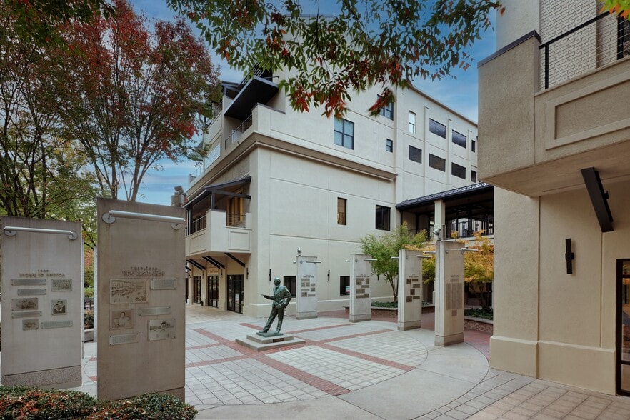 More Photos Of 233 N Main St, Greenville Apartments For Sale