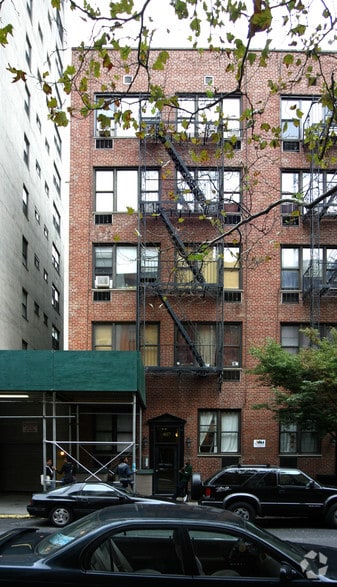 Primary Photo Of 407 E 88th St, New York Apartments For Lease