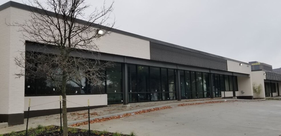 More Photos Of 4300 Alpha Rd, Dallas Unknown For Lease