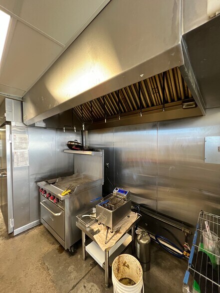 More Photos Of 2905 W Alameda Ave, Denver Fast Food For Lease
