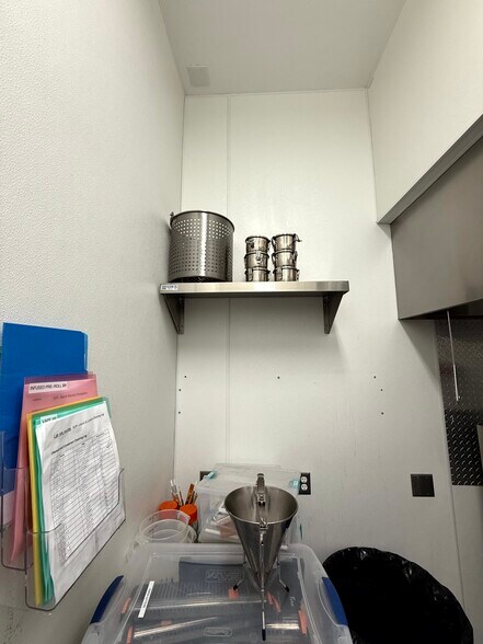 More Photos Of 1447 Santa Fe Ave, Long Beach Manufacturing For Sale