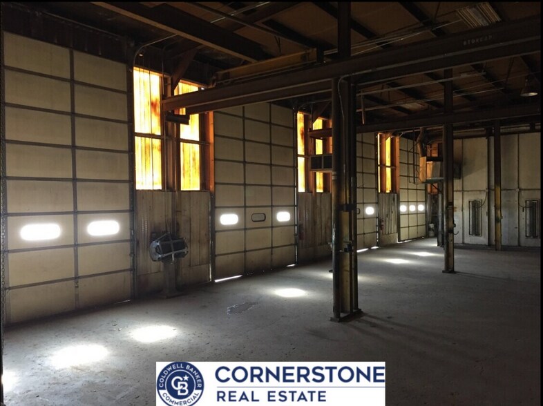 More Photos Of 901 N Foster Rd, Casper Warehouse For Sale