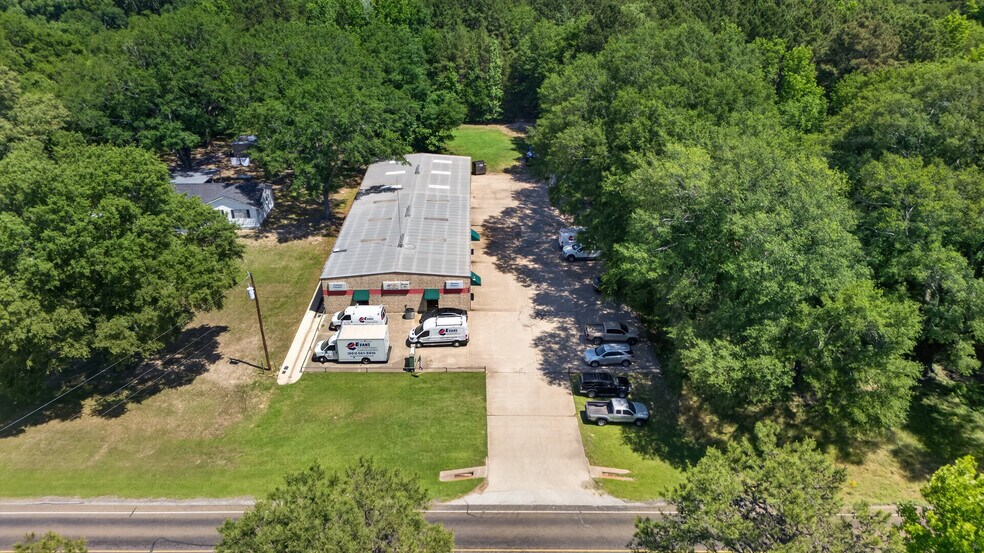 More Photos Of 3484 FM 2813, Flint Warehouse For Sale