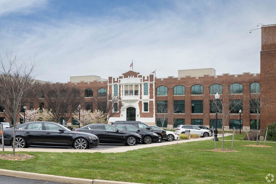 Primary Photo Of 501 Franklin Ave, Garden City Office For Lease