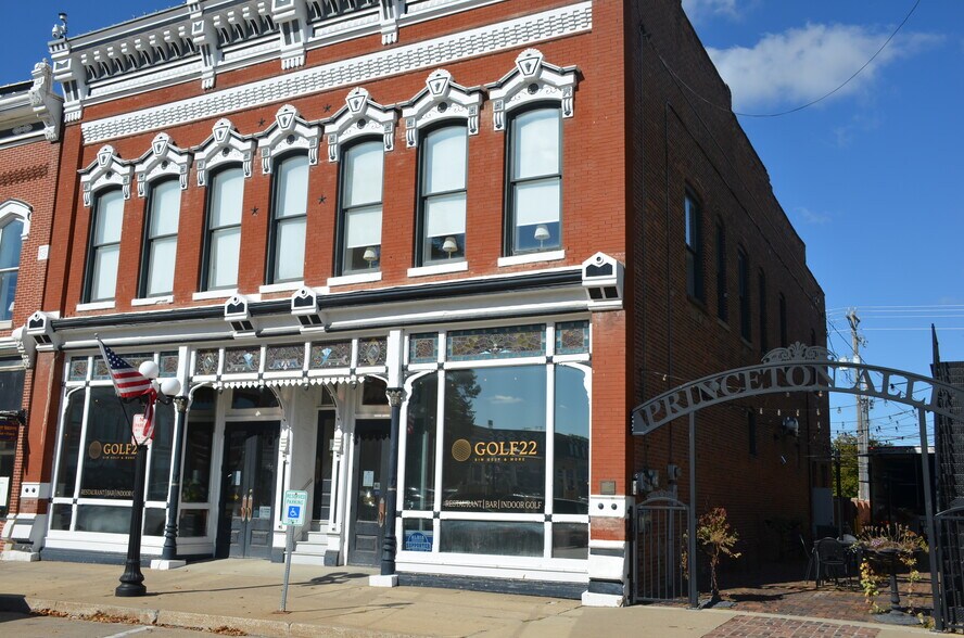 More Photos Of 11 Benton Ave E, Albia Restaurant For Sale