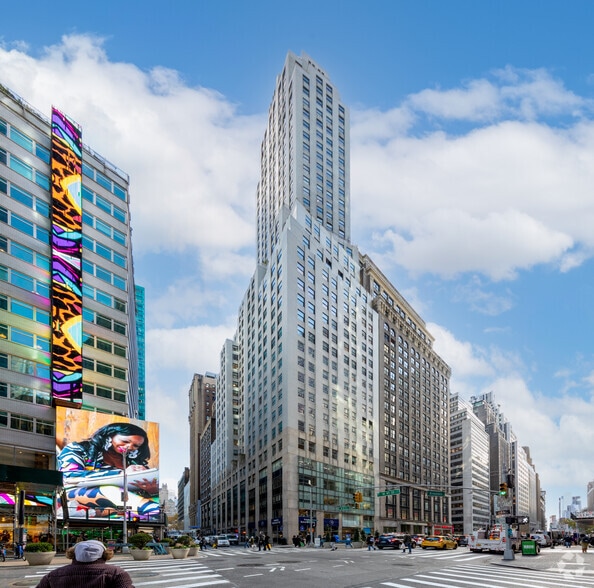 More Photos Of 1450 Broadway, New York Office For Lease