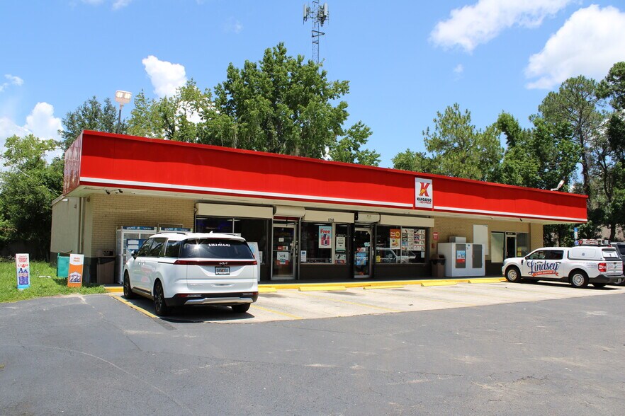 More Photos Of 1790 State Road 13, Jacksonville Convenience Store For Lease