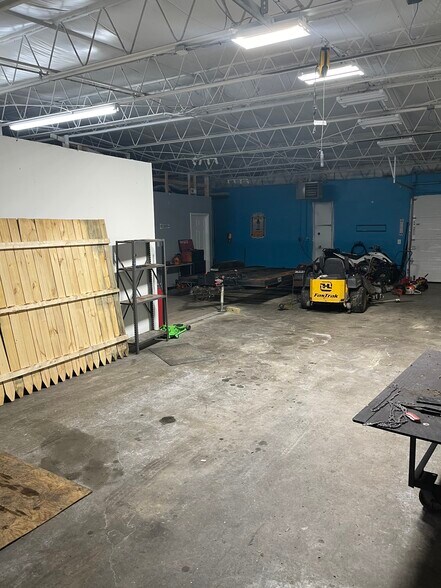 Primary Photo Of 12453 National Rd SW, Etna Self Storage For Lease