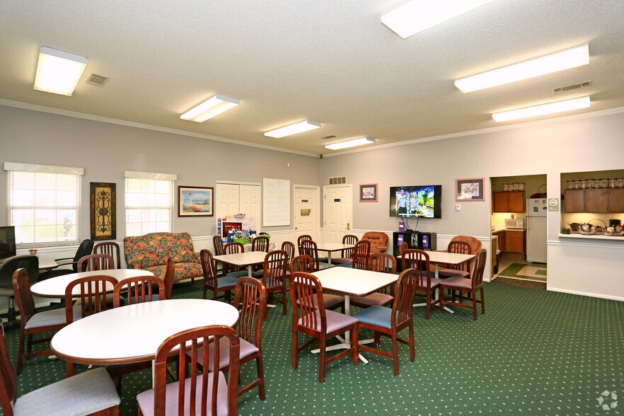 More Photos Of 1601 Radium Springs Rd, Albany Apartments For Sale