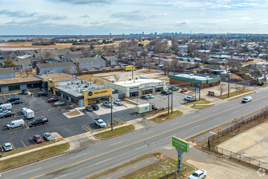 More Photos Of 9110-9114 N Macarthur Blvd, Oklahoma City Freestanding For Lease